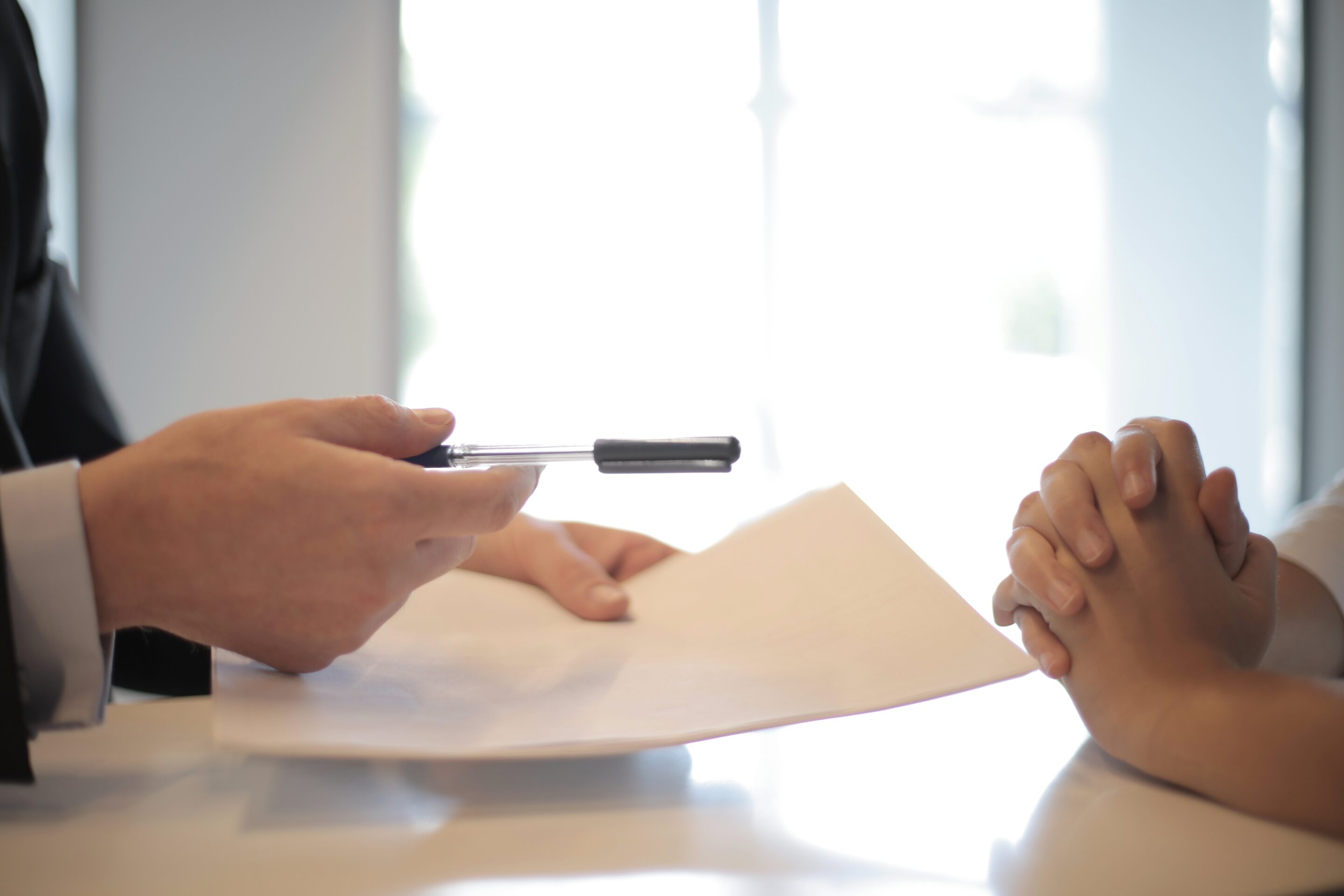 Simplicité et Sécurité : Intégrer la Signature Électronique dans la Souscription d’un Contrat d’Assurance